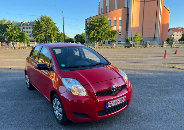 Toyota Yaris cena 21500 przebieg: 132580, rok produkcji 2010 z Tarnów małe 631